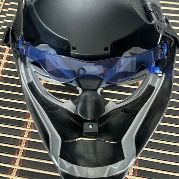 Marvel Avengers Black Panther Vibranium Power FX Light Up Mask Cosplay Costume. - Picture 6 of 9